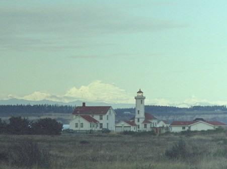 Ft. Worden
lighthouse and Mt. Baker